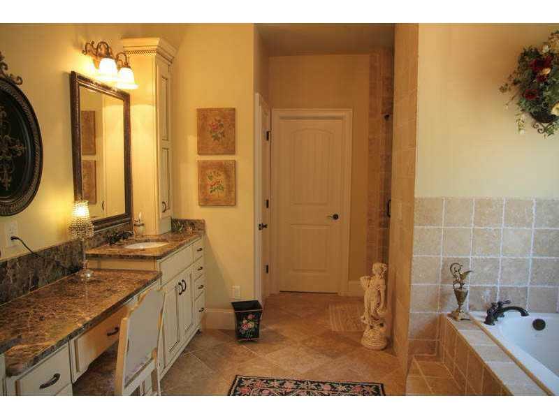 2145 Maddox Rd E, Buford, GA 30519 photo 13