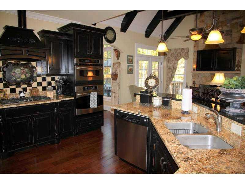 2145 Maddox Rd E, Buford, GA 30519 photo 6