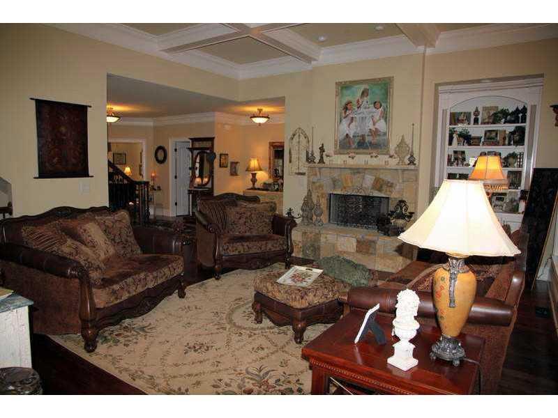 2145 Maddox Rd E, Buford, GA 30519 photo 8