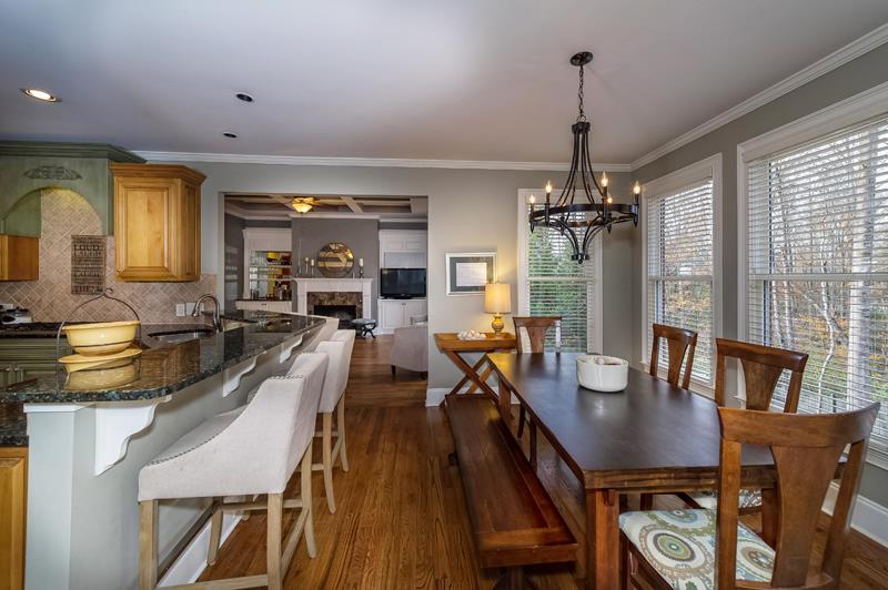 10035 Halstead Dr, Suwanee, GA 30024 photo 10