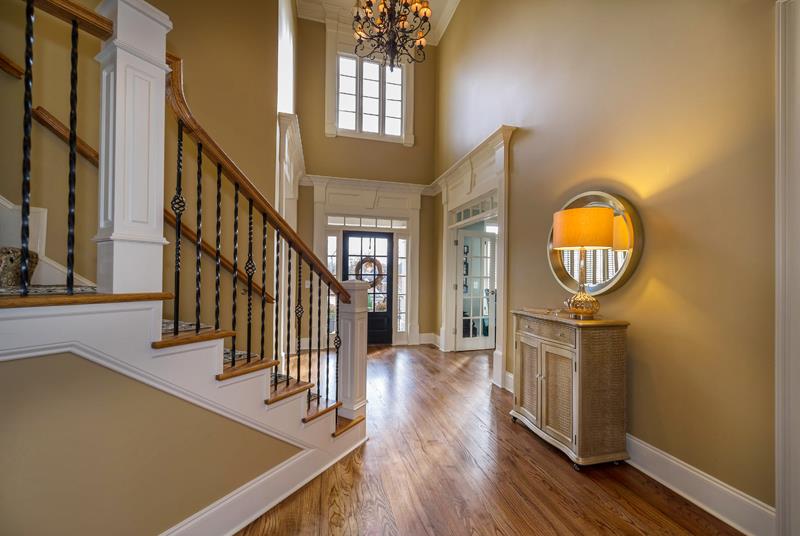 10035 Halstead Dr, Suwanee, GA 30024 photo 2