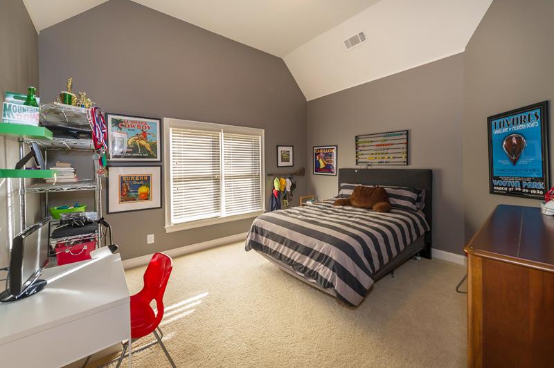 10035 Halstead Dr, Suwanee, GA 30024 photo 18