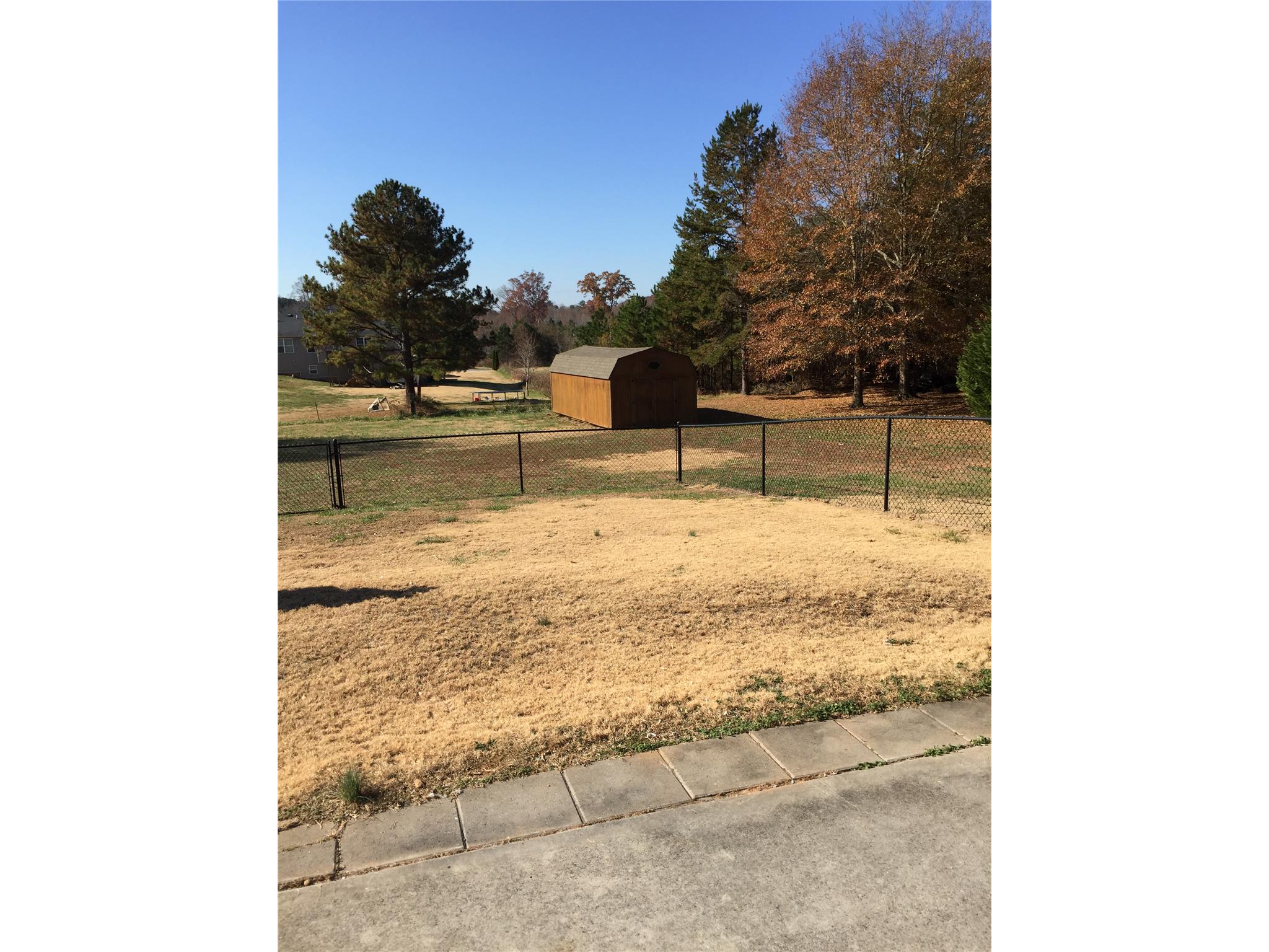 1012 Bowman Way, Winder, GA 30680 photo 4