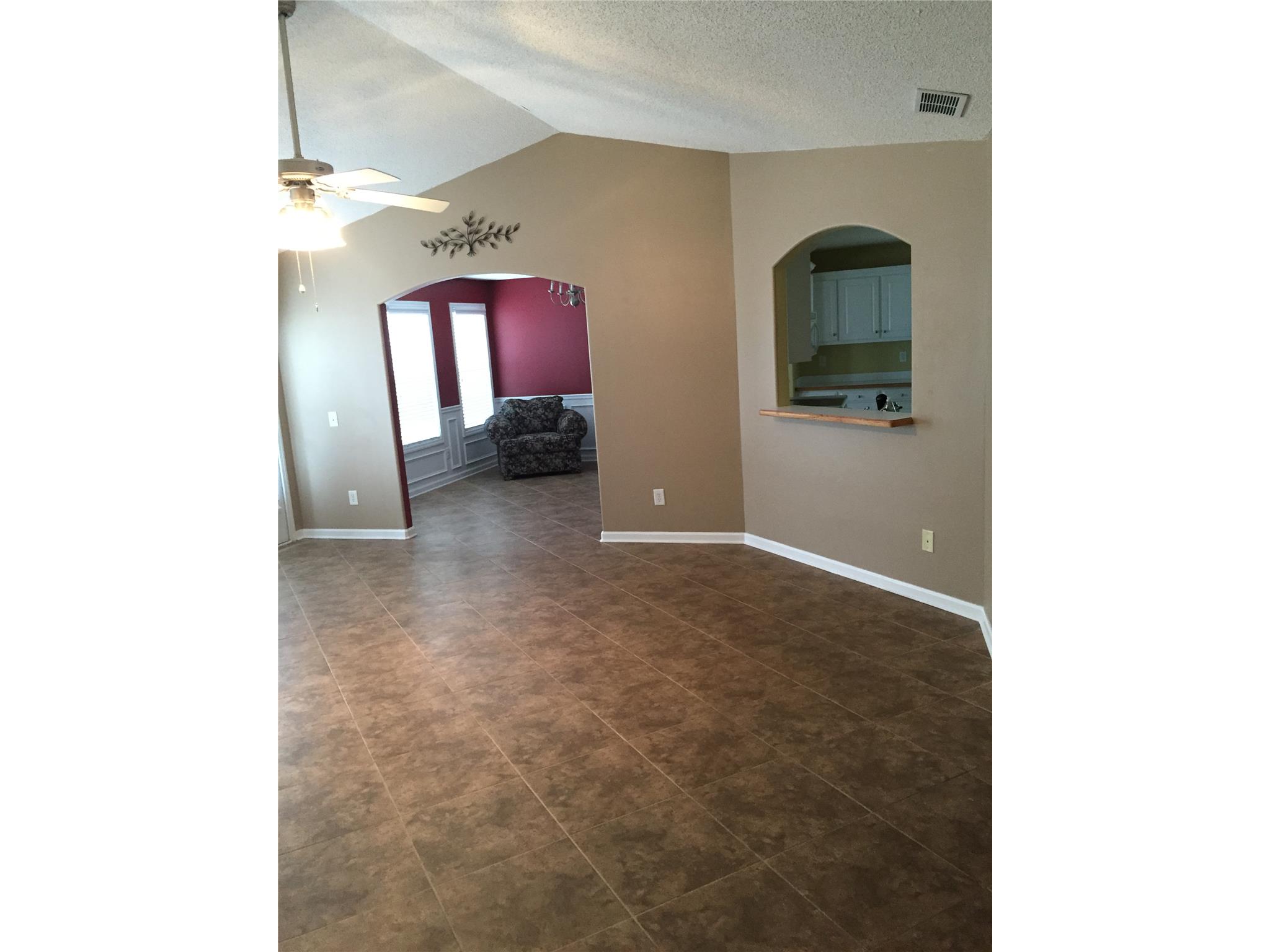 1012 Bowman Way, Winder, GA 30680 photo 6