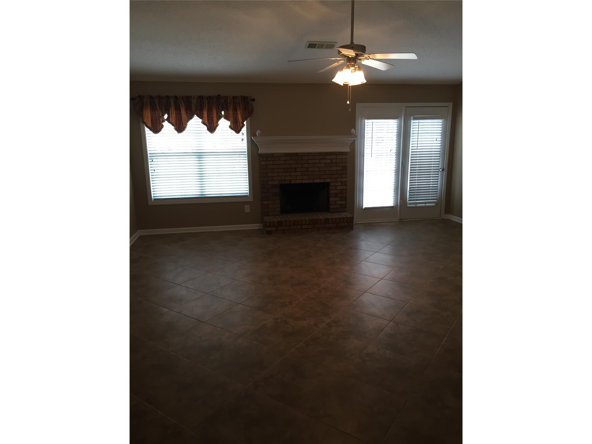 1012 Bowman Way, Winder, GA 30680 photo 5