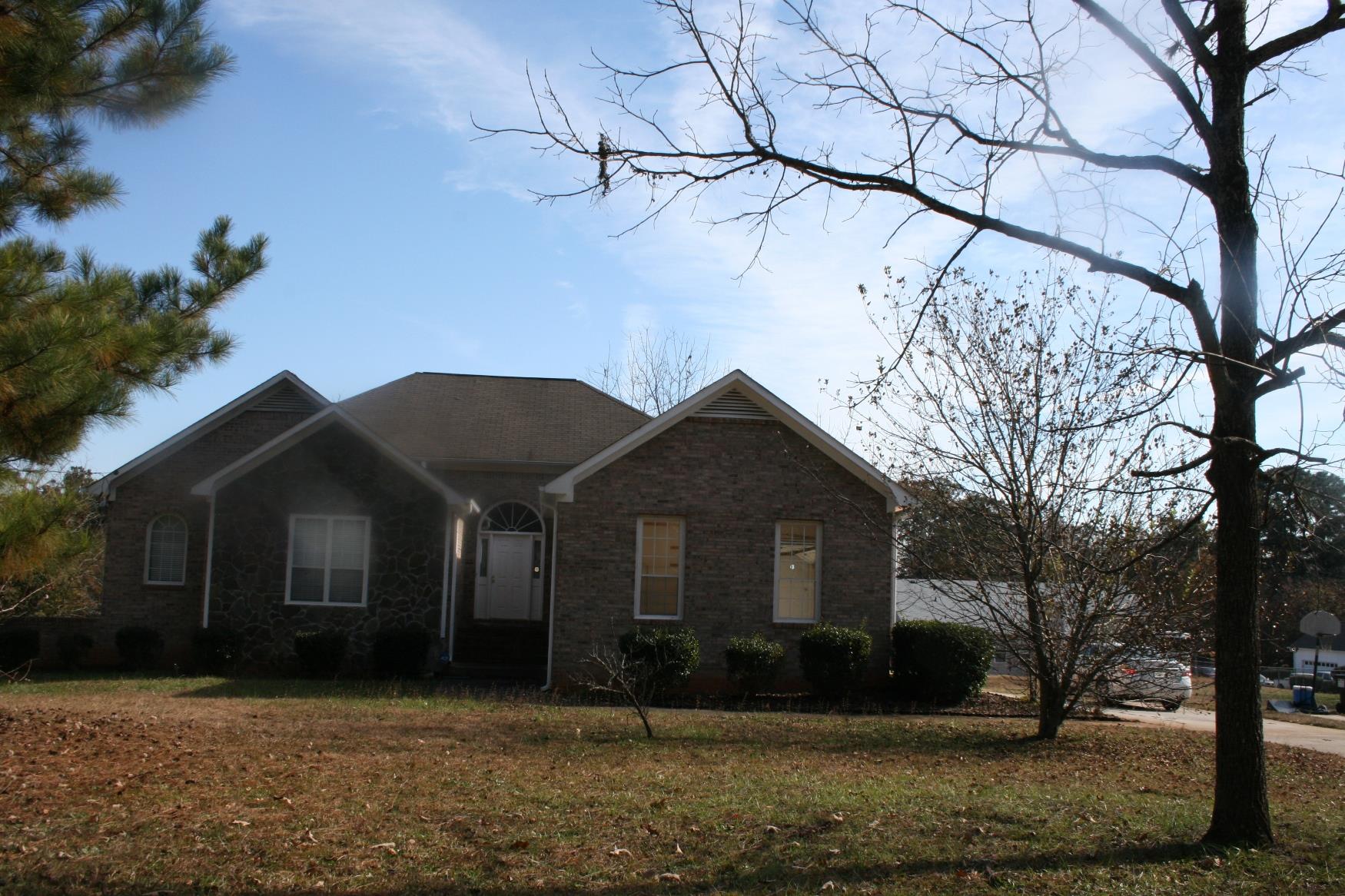 5982 Wilkerson Rd, Rex, GA 30273 photo 2