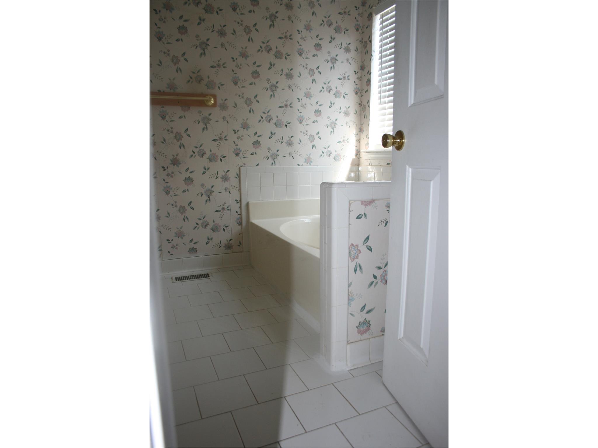5982 Wilkerson Rd, Rex, GA 30273 photo 10