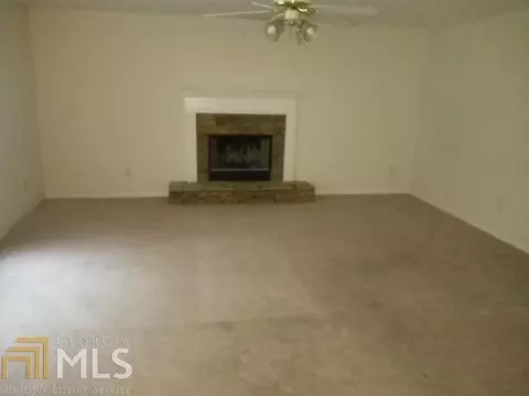 45 Hallmark Ln, Covington, GA 30014 photo 10