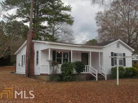 143 Mallory Dr, Lagrange, GA 30240 photo 1