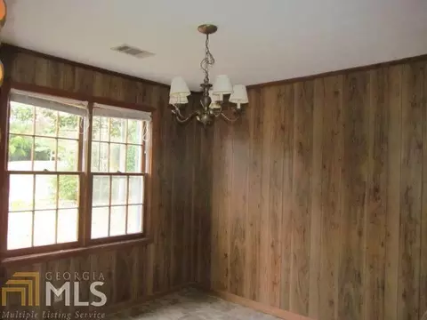 143 Mallory Dr, Lagrange, GA 30240 photo 3