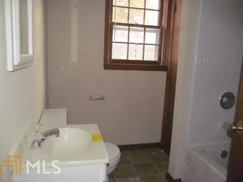 143 Mallory Dr, Lagrange, GA 30240 photo 7