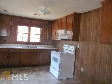 143 Mallory Dr, Lagrange, GA 30240 photo 4