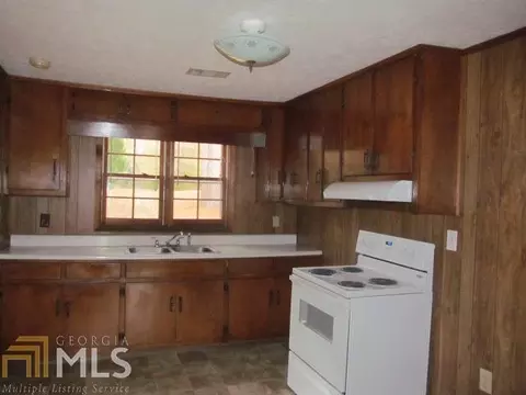 143 Mallory Dr, Lagrange, GA 30240 photo 5