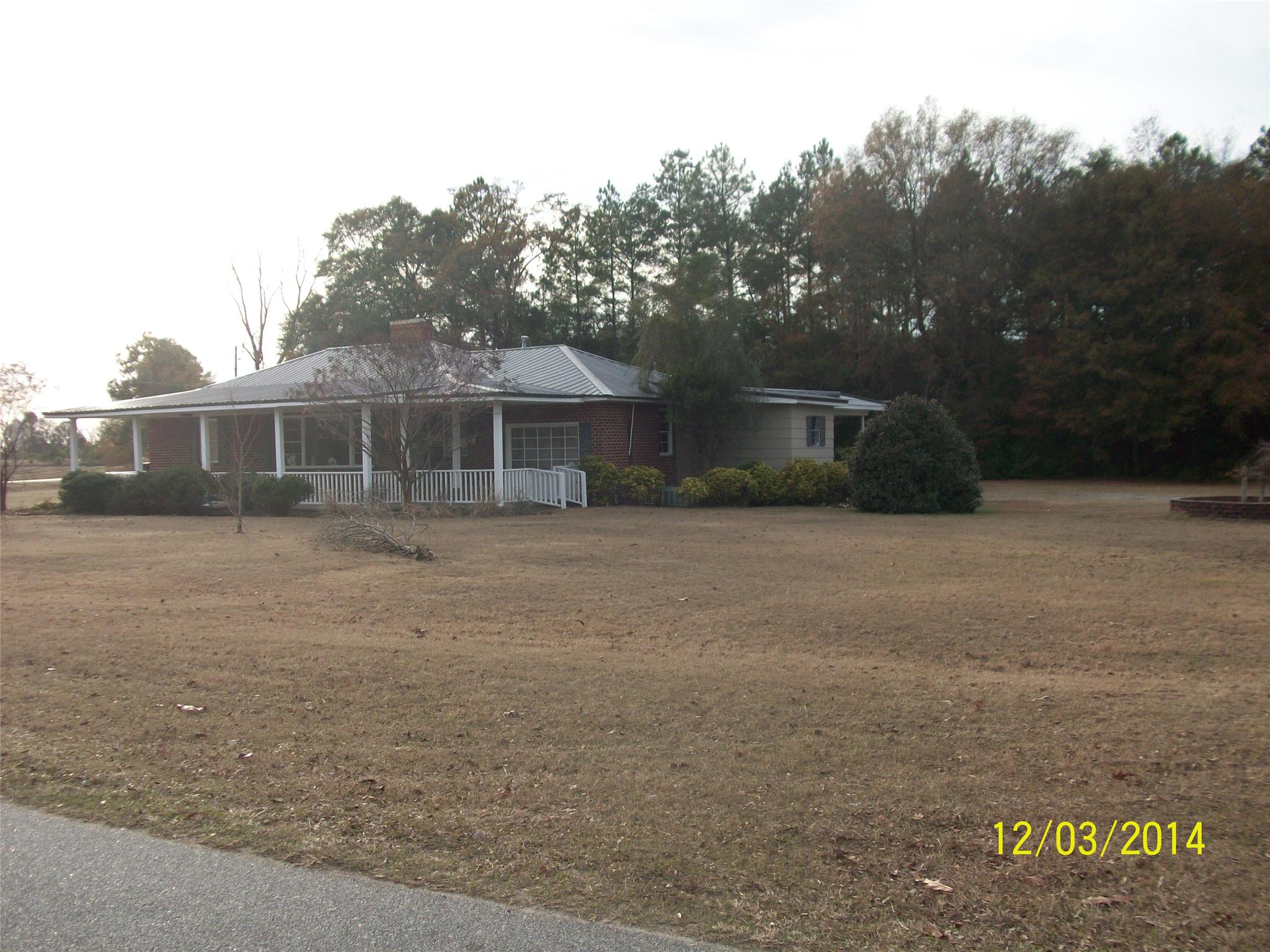 215 Oak Ave, Pinehurst, GA 31070 photo 2