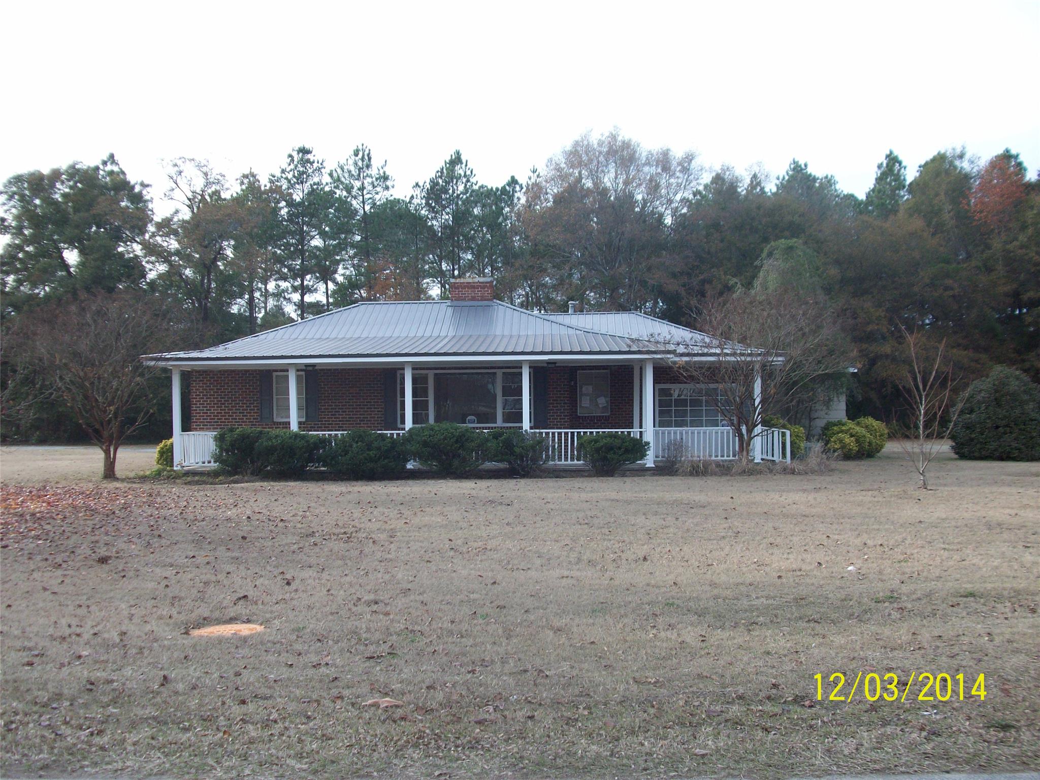 215 Oak Ave, Pinehurst, GA 31070 photo 1