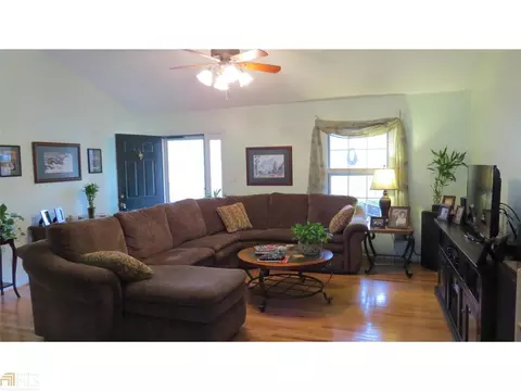 766 Riverview Ln, Winder, GA 30680 photo 7