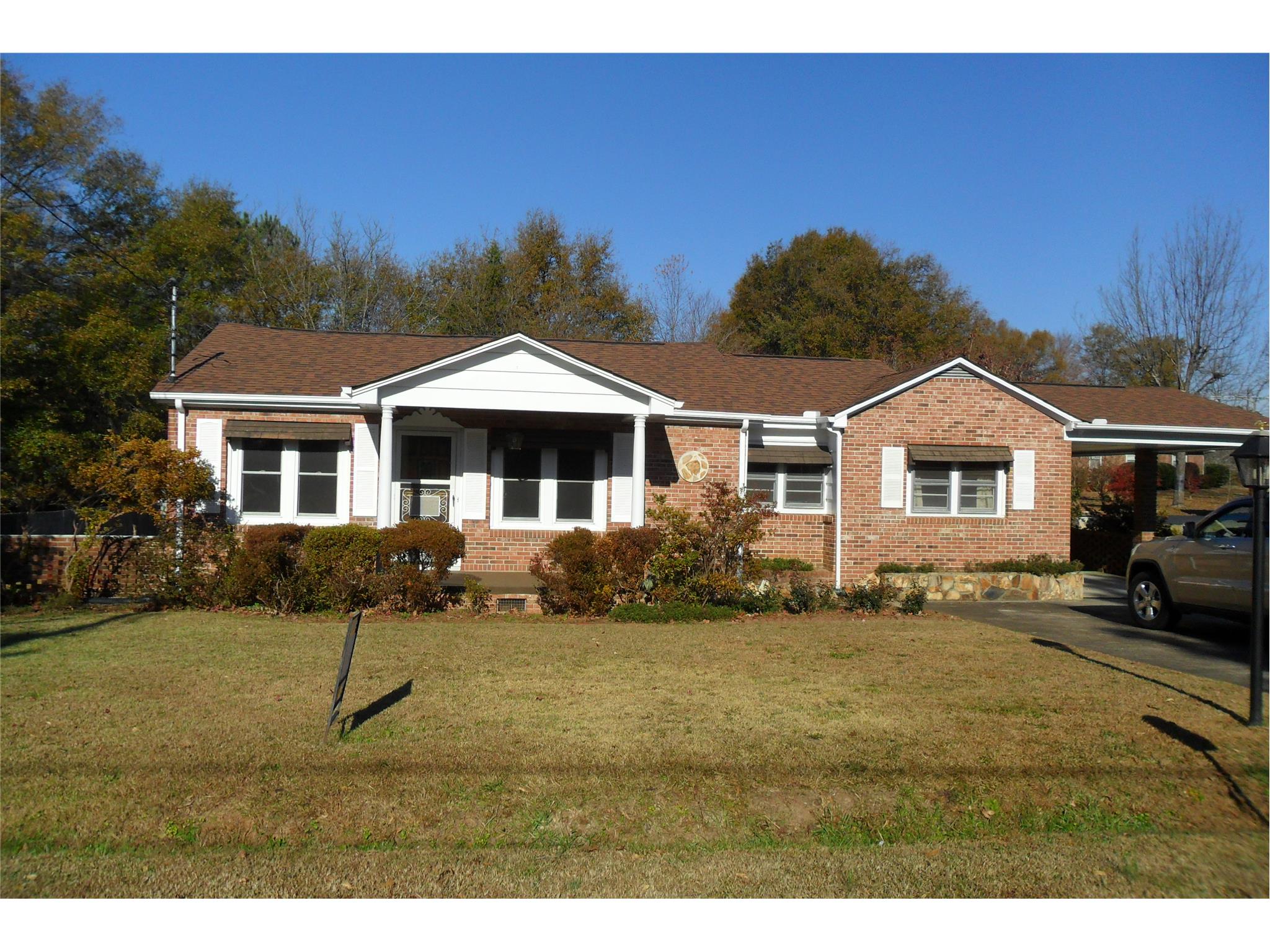 281 Harris St, Toccoa, GA 30577 photo 8