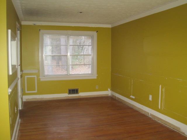 6111 Castleton Ln, Forest Park, GA 30297 photo 3