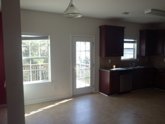 1249 Tree Leaf Ln, Conyers, GA 30012 photo 11