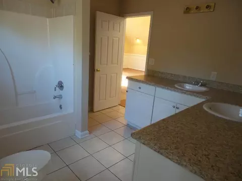 20 Forest Lake Dr, Covington, GA 30016 photo 10
