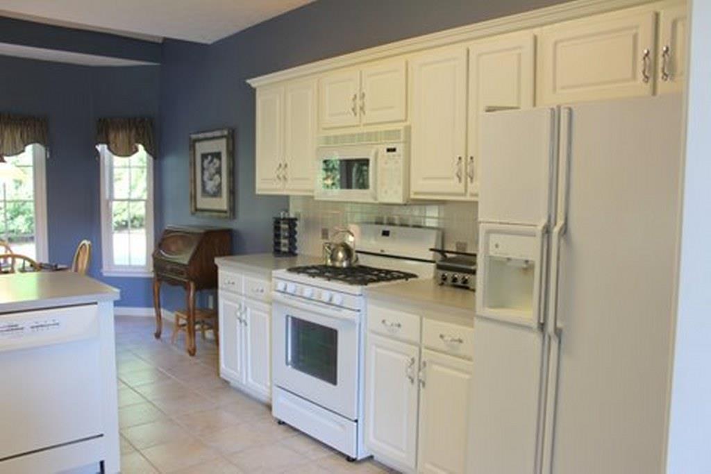 1046 Regency Dr, Acworth, GA 30102 photo 6