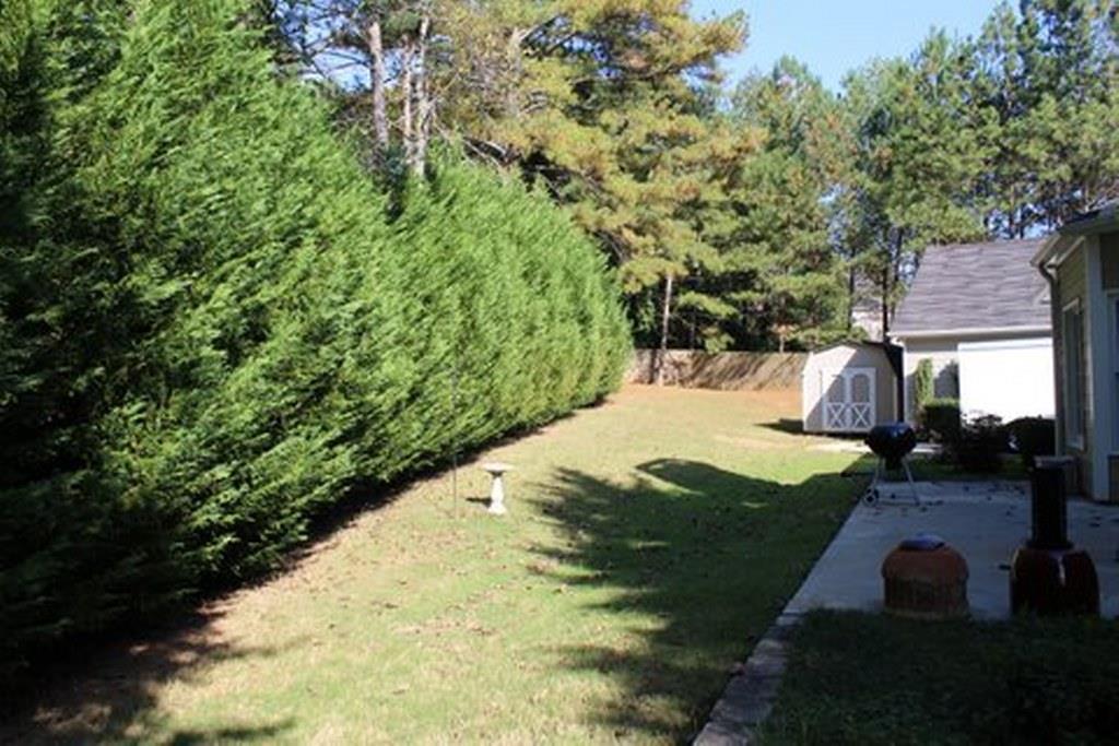 1046 Regency Dr, Acworth, GA 30102 photo 12