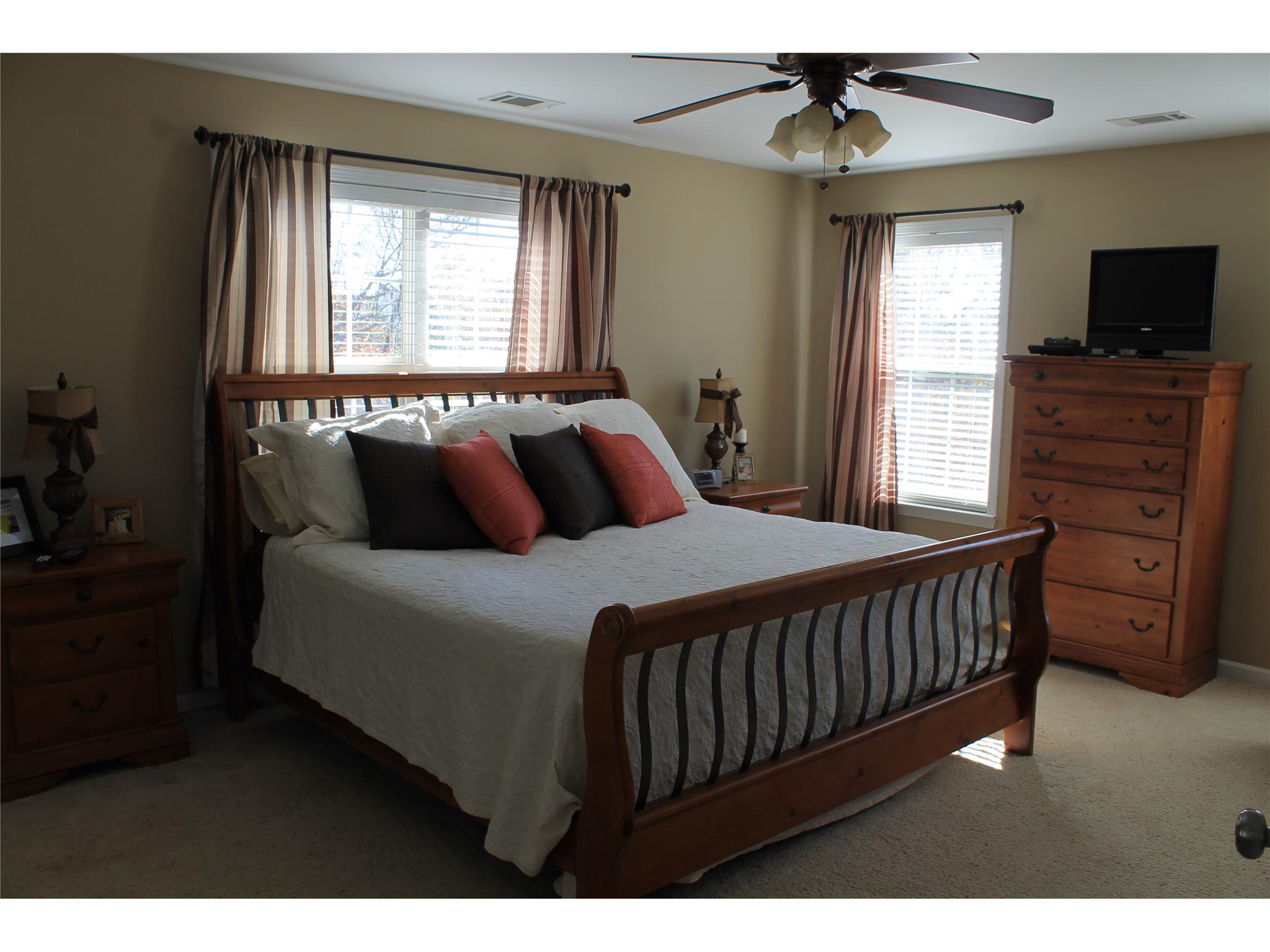 1048 Mitford Ln, Dacula, GA 30019 photo 11