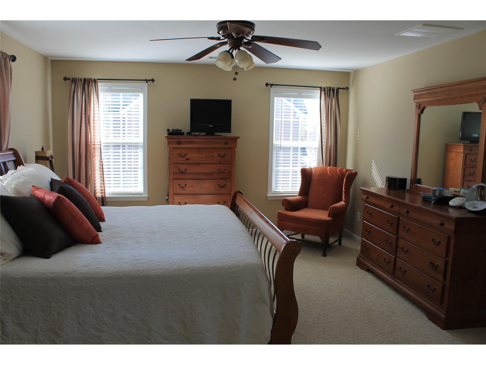 1048 Mitford Ln, Dacula, GA 30019 photo 12