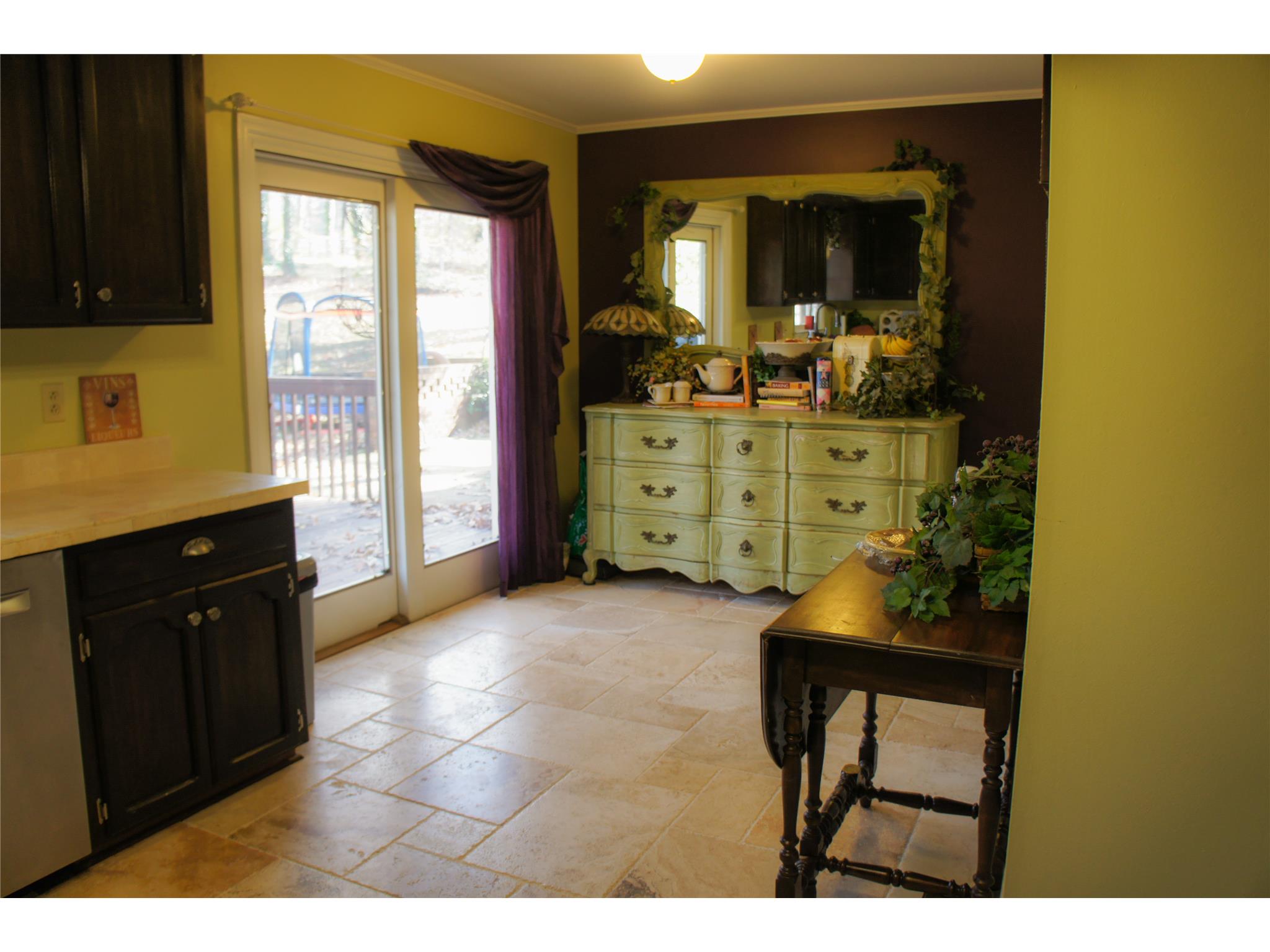 306 Ridgeway Cir, Cornelia, GA 30531 photo 8