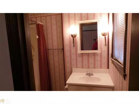 206 W Lakeview Dr, Lagrange, GA 30240 photo 9