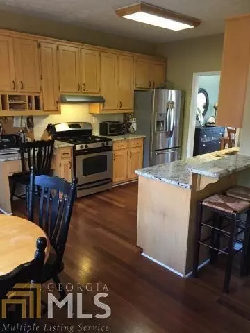 4069 Riverstone Dr, Suwanee, GA 30024 photo 5