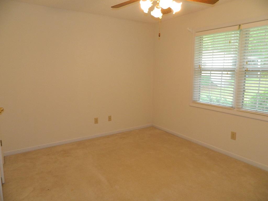 107 Highland Pointe Dr, Lagrange, GA 30240 photo 16