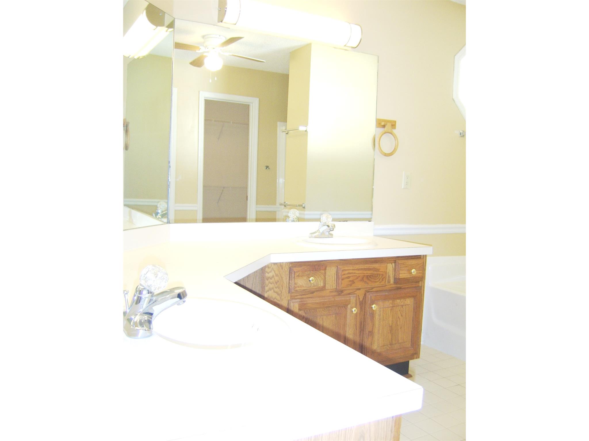 107 Highland Pointe Dr, Lagrange, GA 30240 photo 13