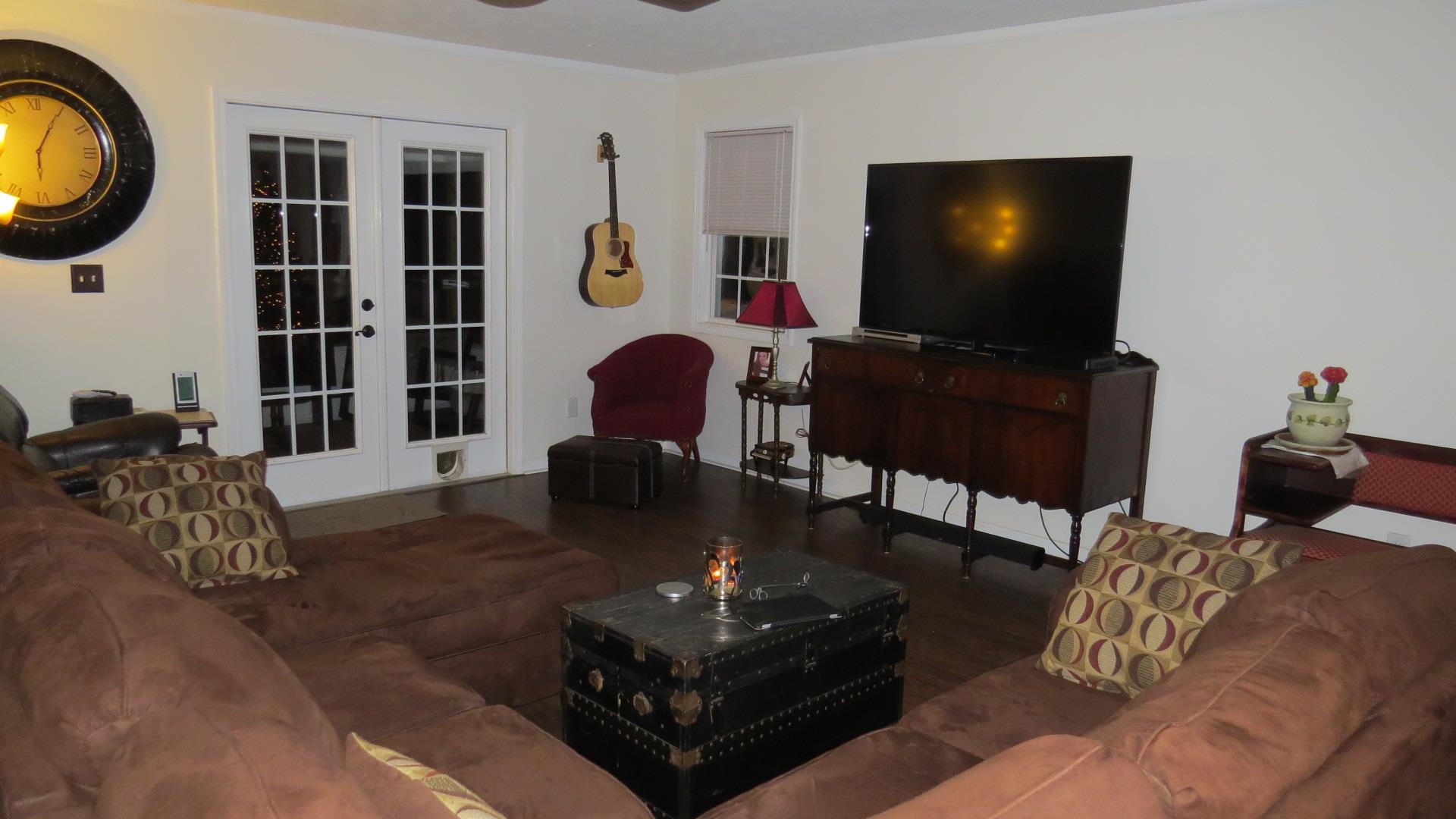 107 Lakeside Cir, Jackson, GA 30233 photo 5