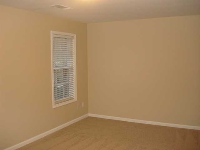 410 Eagle Tiff Dr, Sugar Hill, GA 30518 photo 2
