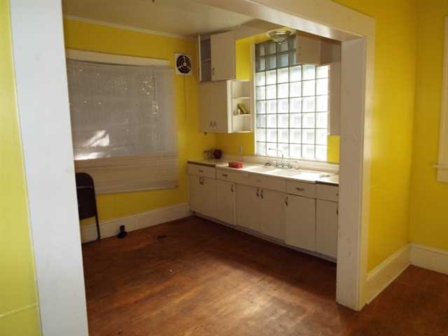 596 Monroe St, Macon, GA 31201 photo 2
