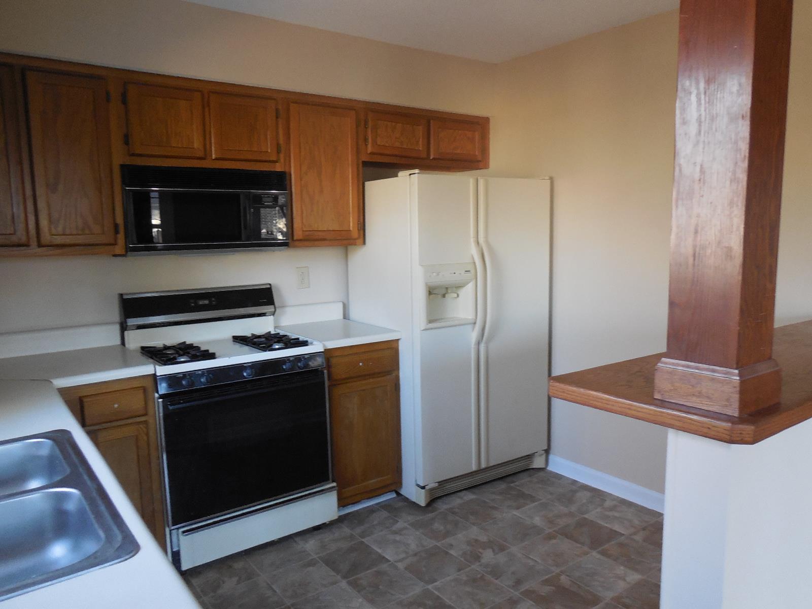 1624 Glynn Ct, Hampton, GA 30228 photo 4