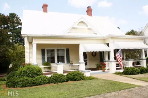 606 S 6th St, Lanett, AL 36863 photo 1