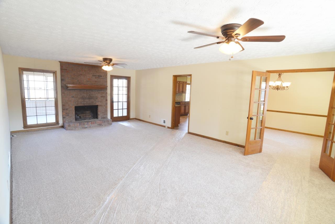 801 Tyrone Rd, Tyrone, GA 30290 photo 5