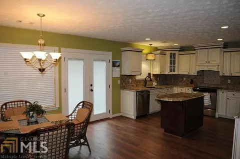187 Bradberry Ct, Commerce, GA 30529 photo 8