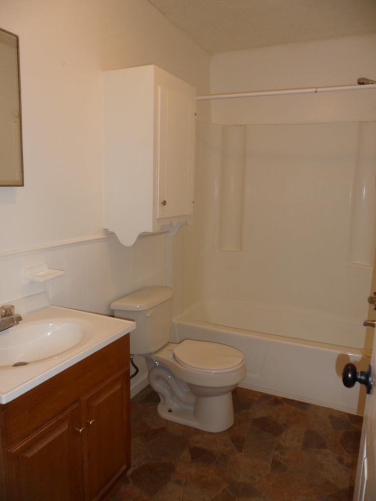 602 Elberta St, Cornelia, GA 30531 photo 4