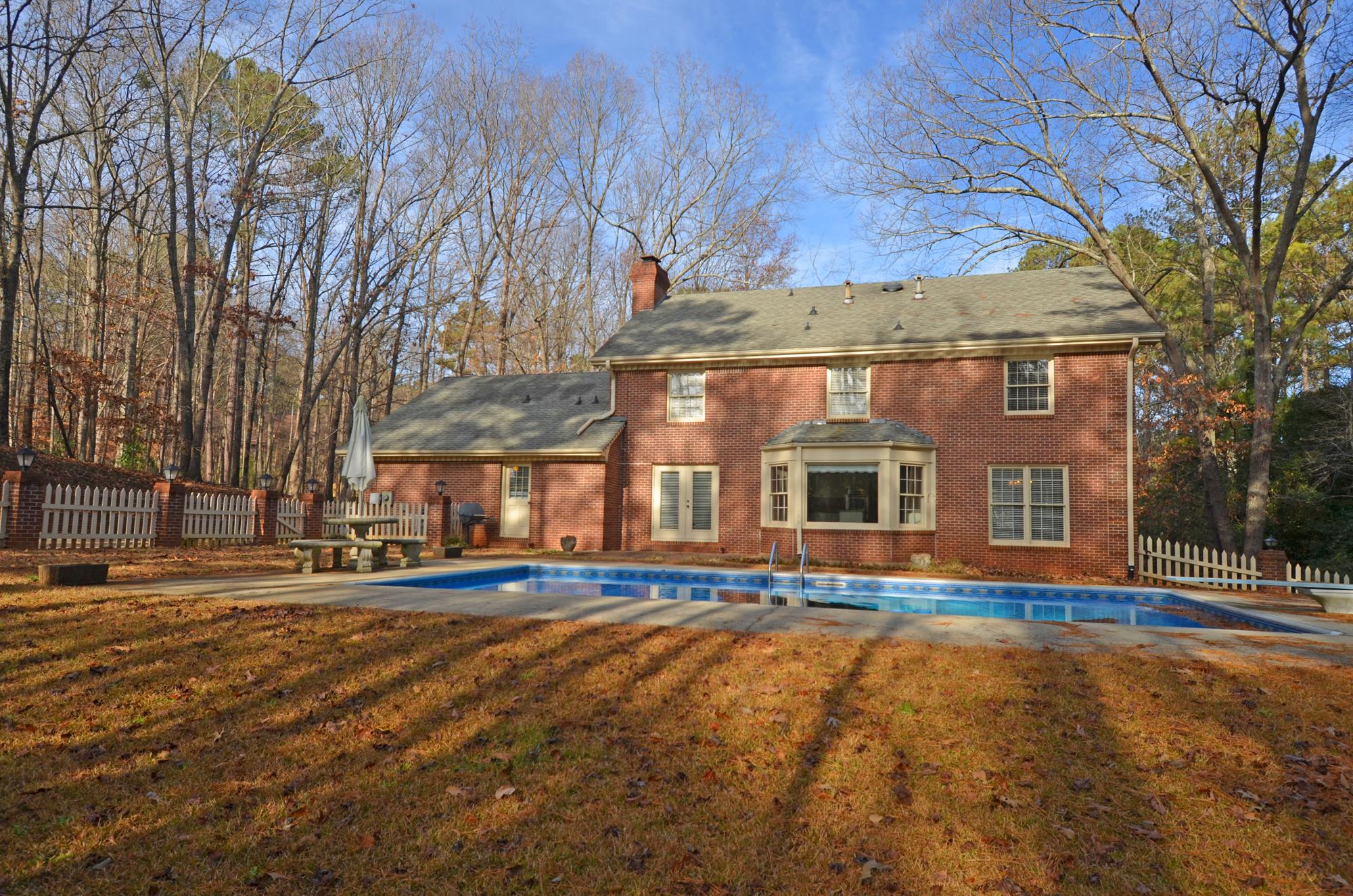 6021 E Gate Ct, Stone Mountain, GA 30087 photo 2