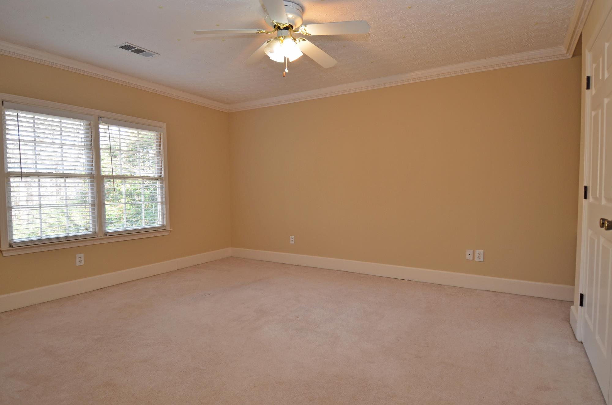 6021 E Gate Ct, Stone Mountain, GA 30087 photo 19