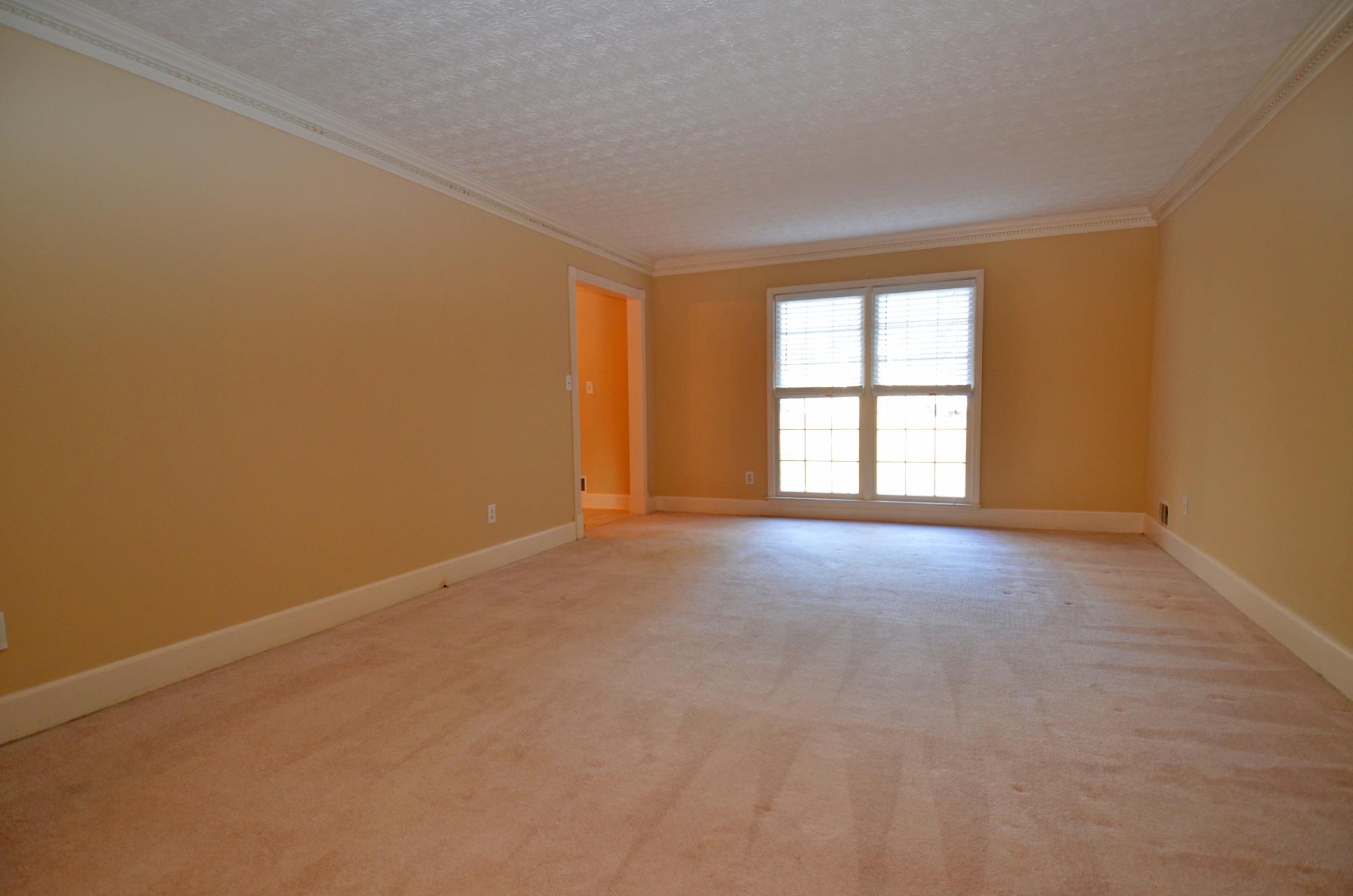 6021 E Gate Ct, Stone Mountain, GA 30087 photo 9