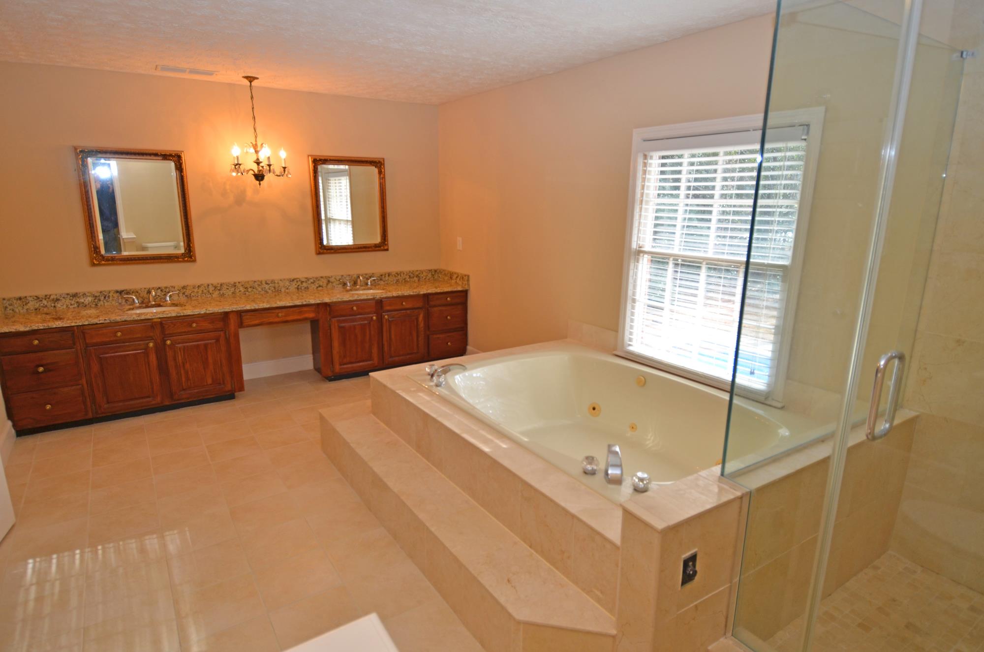 6021 E Gate Ct, Stone Mountain, GA 30087 photo 16