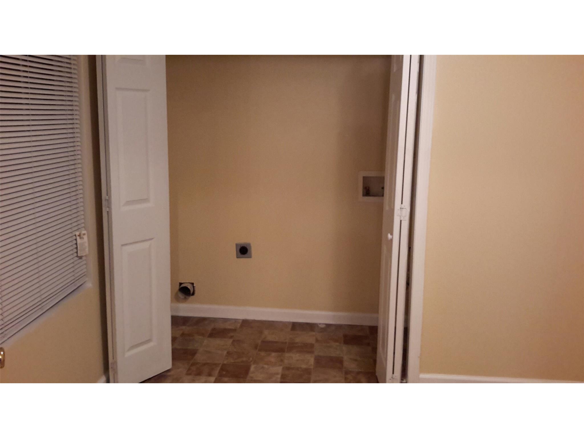 11052 Silver Aspen Ct, Hampton, GA 30228 photo 6