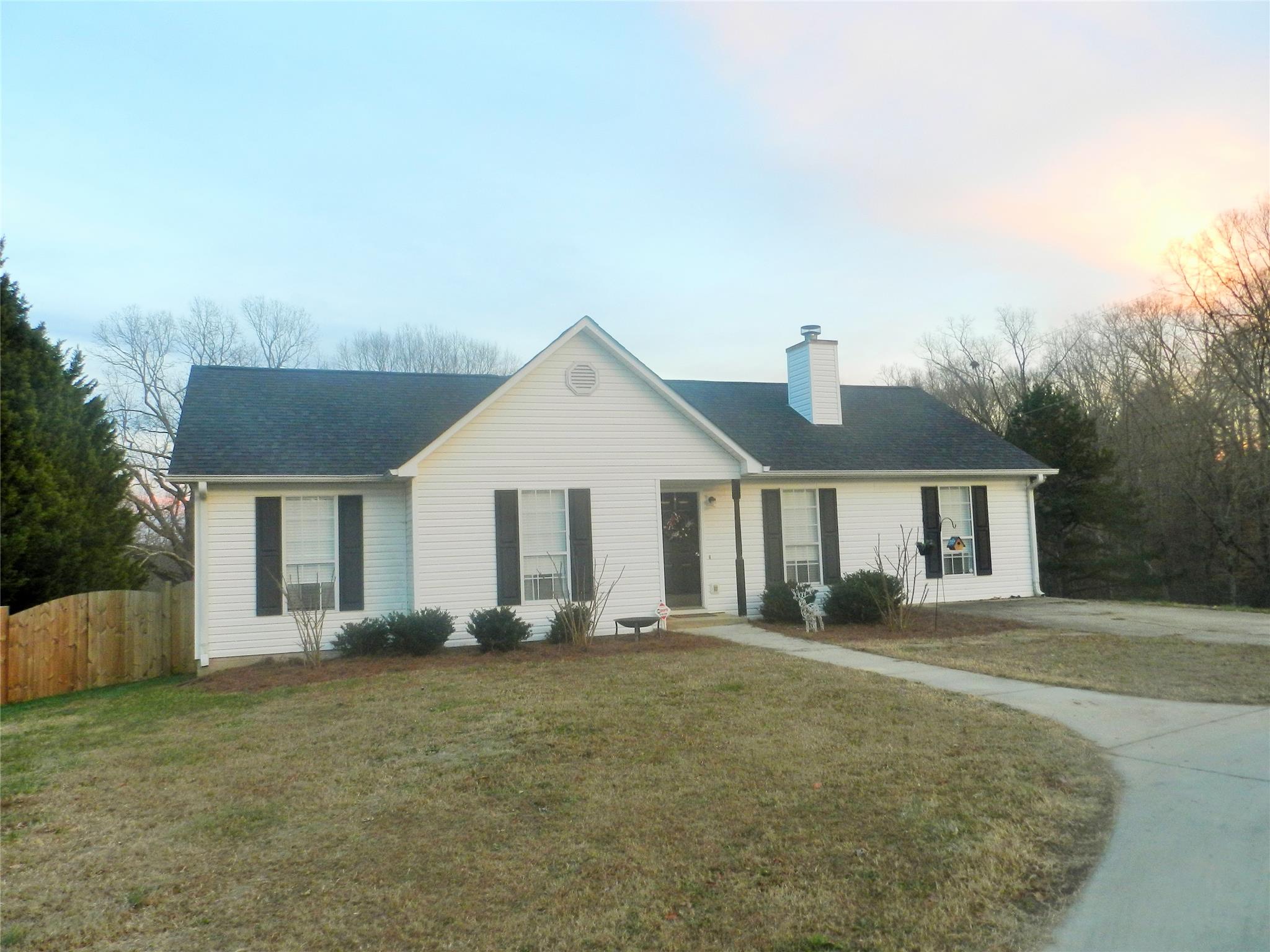 3215 Fork Rd, Gainesville, GA 30506 photo 1