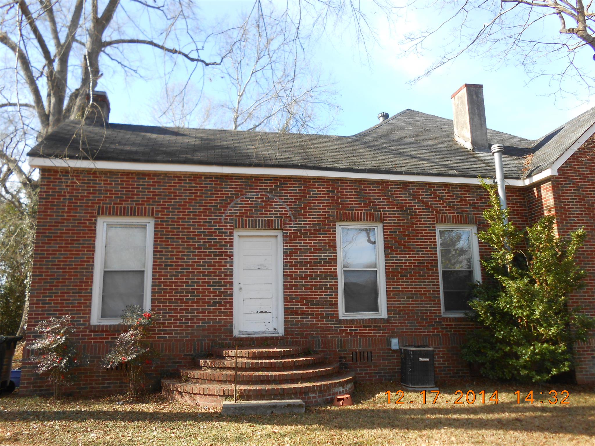 308 E 6th St, West Point, GA 31833 photo 5