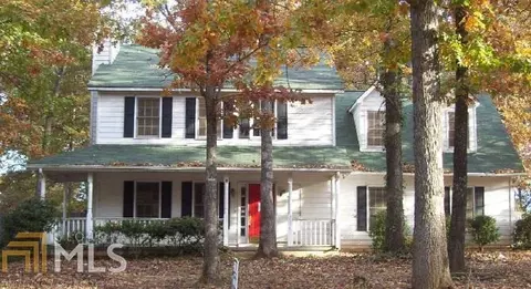 2870 Windcrest Dr, Hampton, GA 30228 photo 1