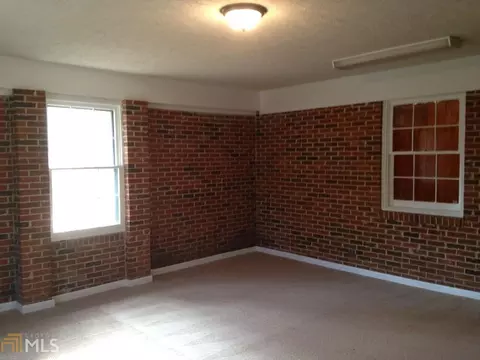 6135 Forest Dr, Covington, GA 30014 photo 3